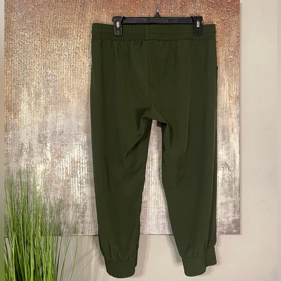 Embrace Life Athleisure Capri Pants - Picture 6 of 8